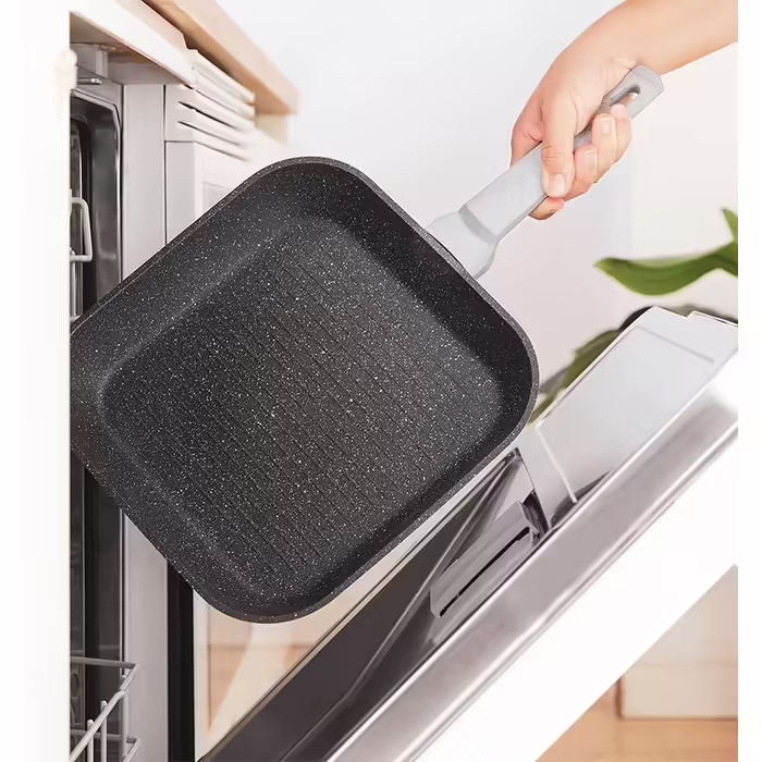 Cecotec Grill Polka Excellence 28 Grill Force, 28 cm diameter, cast aluminum, non-stick coating, dishwasher safe and suitable for all cooktops, stable base (Rock)