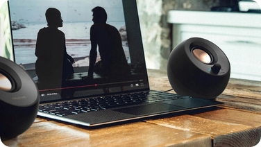 Комп'ютерні колонки Creative Pebble 2.0 V3 Bluetooth 5.0 USB-C, чорні