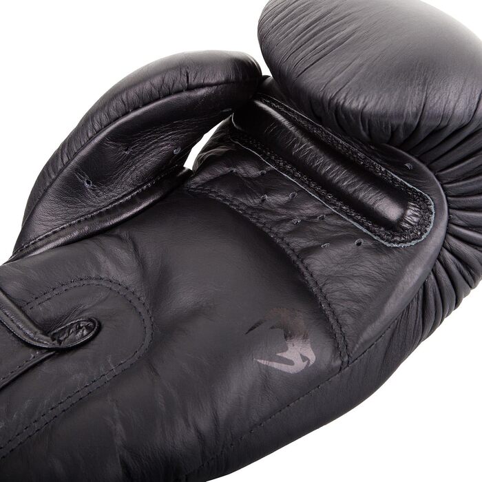 Боксерські рукавички Venum Giant 3.0 для муай-тай та кікбоксингу, 10 Oz, чорний колір