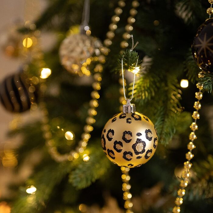 Набір новорічних кулічок Valery Madelyn (16 шт, 6 см) - червоно-зелено-золотий декор, з подарунковою упаковкою