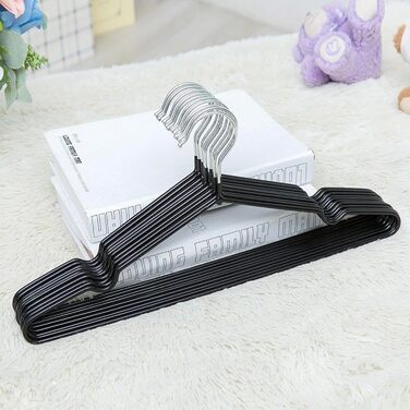 Набір вішалок для одягу з металу, 30 шт., з вирізами для плечей, стійкі до іржі, економія місця, 40 см, чорні