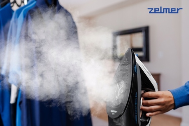 Парова праска Zelmer Irys ZIR3100 3000Вт, 0,4 л, керамічна підошва