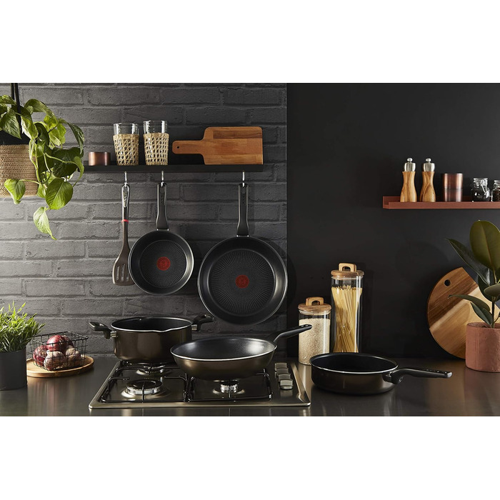 Сковорода Tefal XL Force 32 см з антипригарним покриттям, виготовлена у Франції