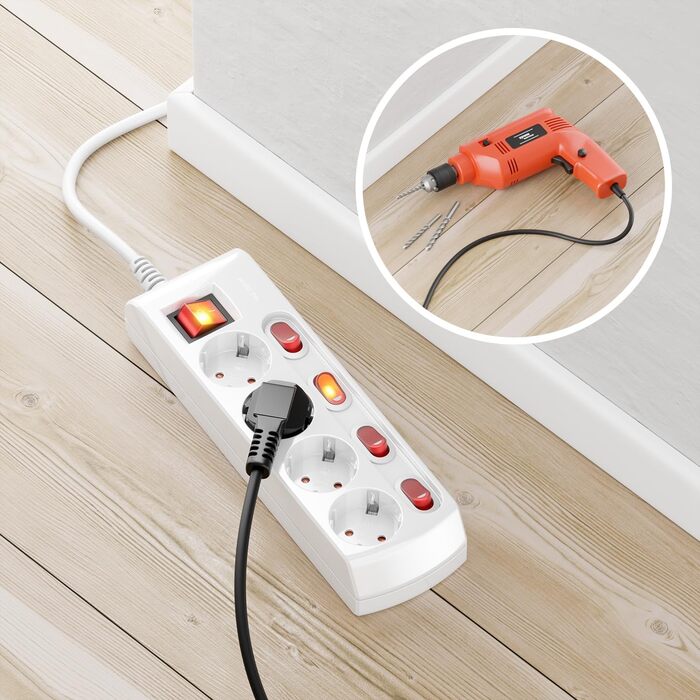 DeleyCON Подовжувач з 4 вимикачами та головним вимикачем, 1.4м, білий