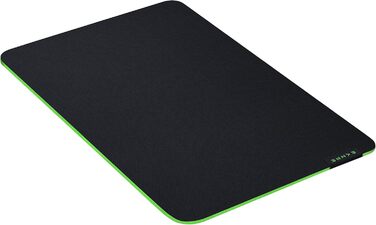 Ігровий килимок для миші Razer Gigantus V2 Medium, текстурований мікротканинний кидок, протиковзаюча гумова основа, чорний (450 x 400 x 3 мм)