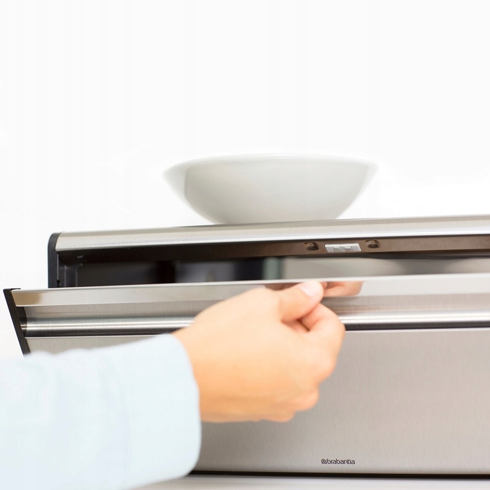 Хлібниця прямокутна BRABANTIA 236709 - Матова сталь