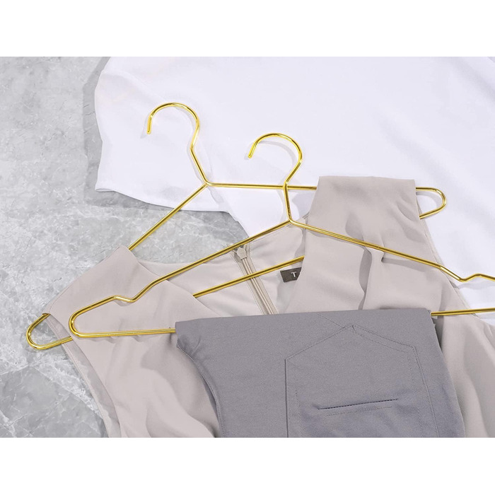 Amber Home 20-Piece 43cm Gold Iron Clothes Hangers, Metal Clothes Hangers with Non-Slip Groove for Suit, T-Shirt, Shirt, Jacket, Dress, Pants, Robust and Durable