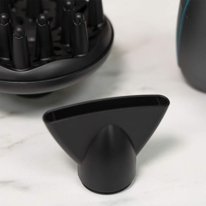 Фен Cecotec Bamba IoniCare 5200 Aura Black з іонною технологією, 2300W, концентратор та дифузор, для гладкого волосся, DC-двигун, справжній іон, великий потік повітря, 2 швидкості та 3 температури, чорний