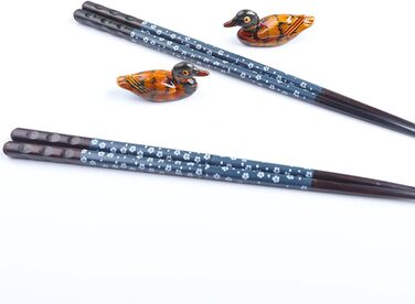 Набір керамічного посуду Artcome 10 шт. у японському стилі: 2 тарілки для суші, 2 соусники, 2 тарілки для закусок, 2 пари паличок для їжі, 2 підставки для паличок. Колір: блакитний.