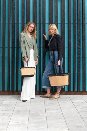 Сумка-шопер Reisenthel CarryBag XS – Стабільний шопер XS формату з практичною внутрішньою кишенею – Елегантний та водовідштовхуючий дизайн (Рафія, Чорний)