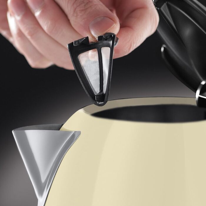 Електричний чайник Russell Hobbs 1.7л, 2400W, Edelstahl Creme, з функцією швидкого кип'ятіння, фільтр від накипу, оптимальна виливна горловина, індикатор рівня води