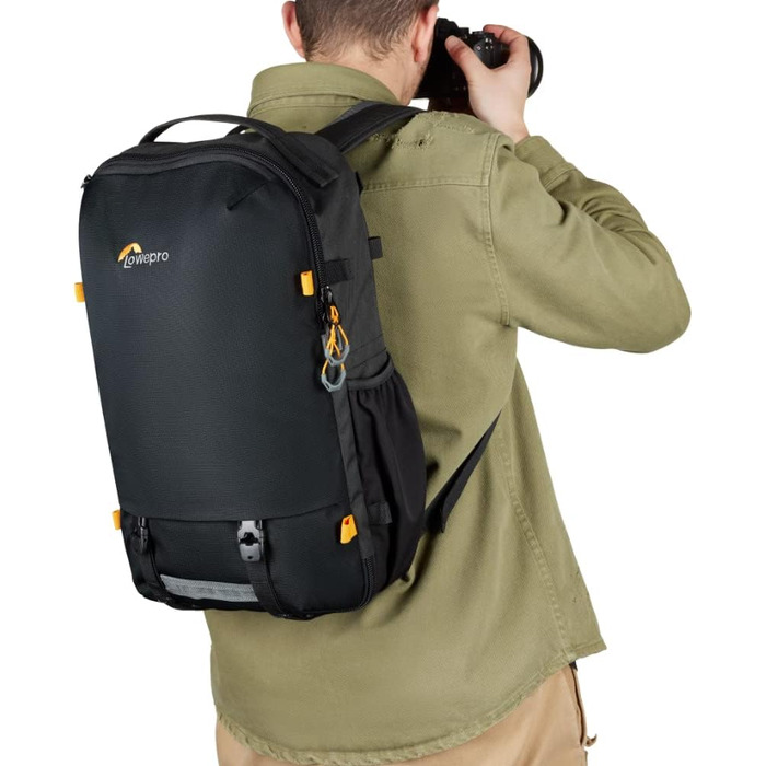 Рюкзак для камери Lowepro Trekker Lite BP 250, чорний: для бездзеркальних камер, з винімним вкладишем, з системою кріплення аксесуарів