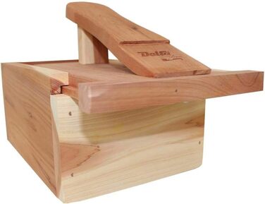 DELFA Shoe Care Cedar Wood Box - Real Wood Box with Bama Care Products - 5-Piece Shoe Care Set - Cream, Brush, and Polishing Cloth