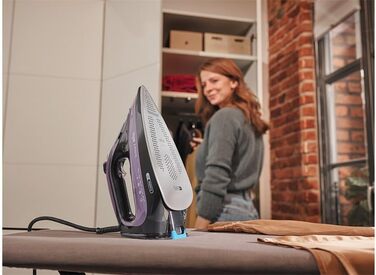 Праска з парою Braun TexStyle 9 SI9661VI з технологією FreeGlide 3D, вертикальна праска, функція Anti-Tropf, резервуар 330 мл, 260 г/хв, 3200 Вт, фіолетовий колір