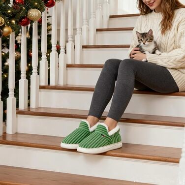 Тапочки домашні жіночі та чоловічі зимові теплі, закриті, з плюшу, м'які, сучасні, зручні, елегантні, з антиковзаючою підошвою, з memory foam (36/37 EU, Зелений)