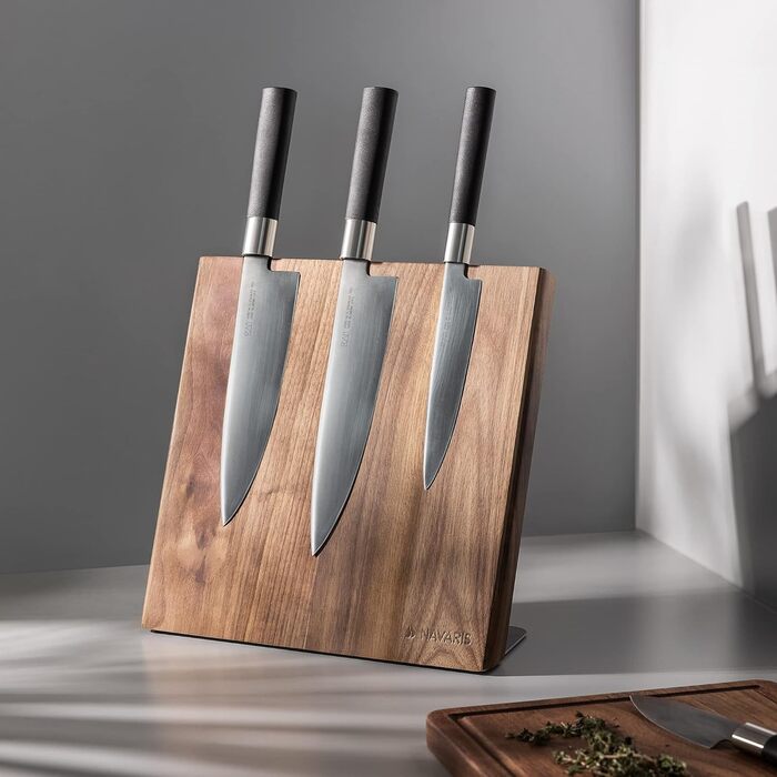 Navaris Magnetic Knife Holder from Walnut Wood 27.7x 27.5x12cm - Magnetic Knife Block Knife Board Wood Magnet Holder - Knife Holder Unfurnished Brown