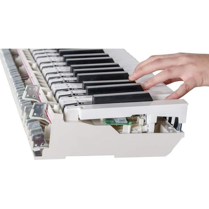 McGrey DP-18 WN E-Piano: 88 важких клавіш з молоточним механізмом, 128 звуків, Dual/Split, захисний чохол, 3 педалі, матовий горіх