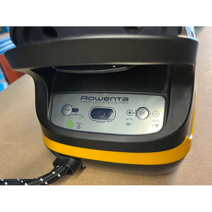 Парова станція Rowenta Compact Steam Pro DG7644, 2200 Вт, 1,1 л, НОВА