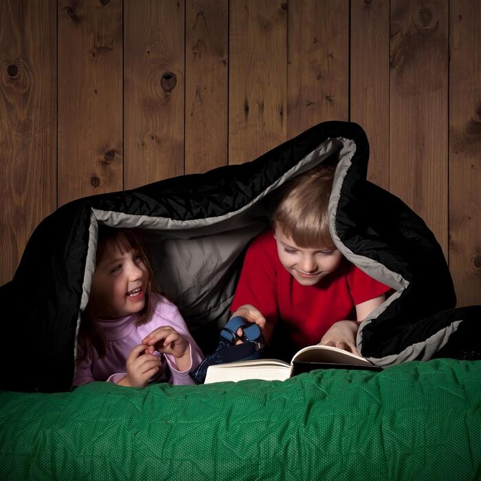 Легкий літній спальний мішок для кемпінгу та відпочинку на природі - для дорослих, туризму та відпочинку в приміщенні (зелений/чорний)