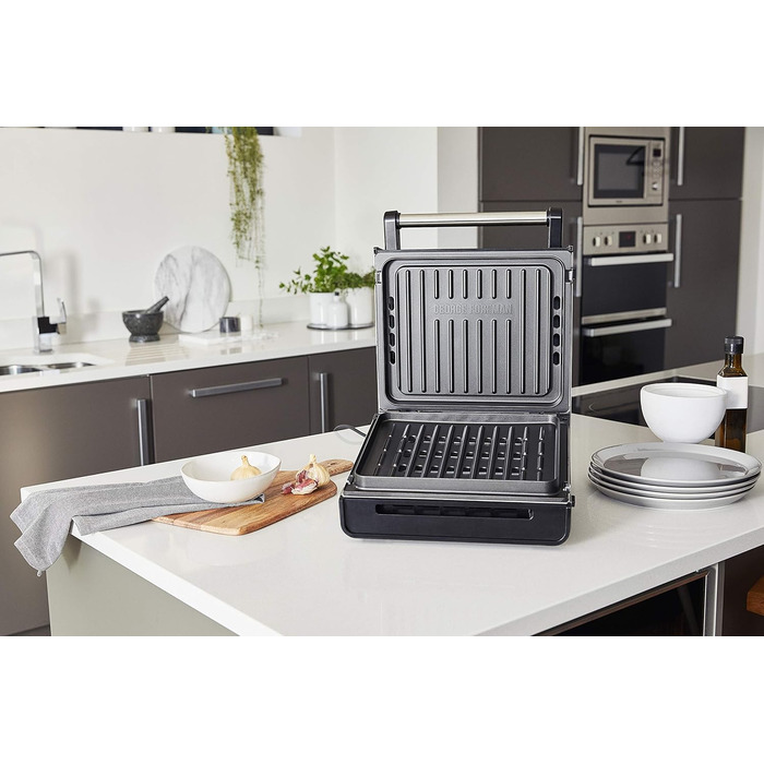 George Foreman Smokeless Grill - Indoor BBQ with Adjustable Temperature & Dishwasher-Safe Grill Plate