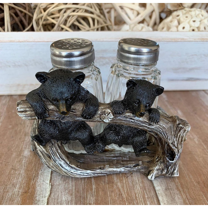 Hanging salt and pepper shakers, 2 cute bears, rustic design