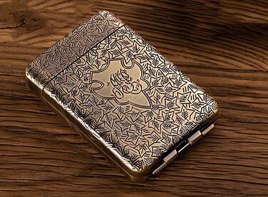 Cigarette case with lighter, cigarette box, electronic integrated flameless lighter, rechargeable, 16 pieces, 84mm King Size cigarettes, cigarette box, retro bronze