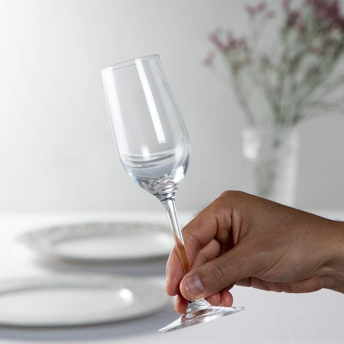 Набір келихів Riedel Vinum Martini (2 шт.), кришталеве скло, для коктейлів, сумісний з посудомийною машиною, 6416/77 (Текіла)