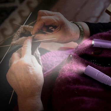 Ліхтар на шию LUXJET LED для читання, в'язання, ремонту: акумуляторний, 3 кольори, регульована яскравість (світло-ліловий)