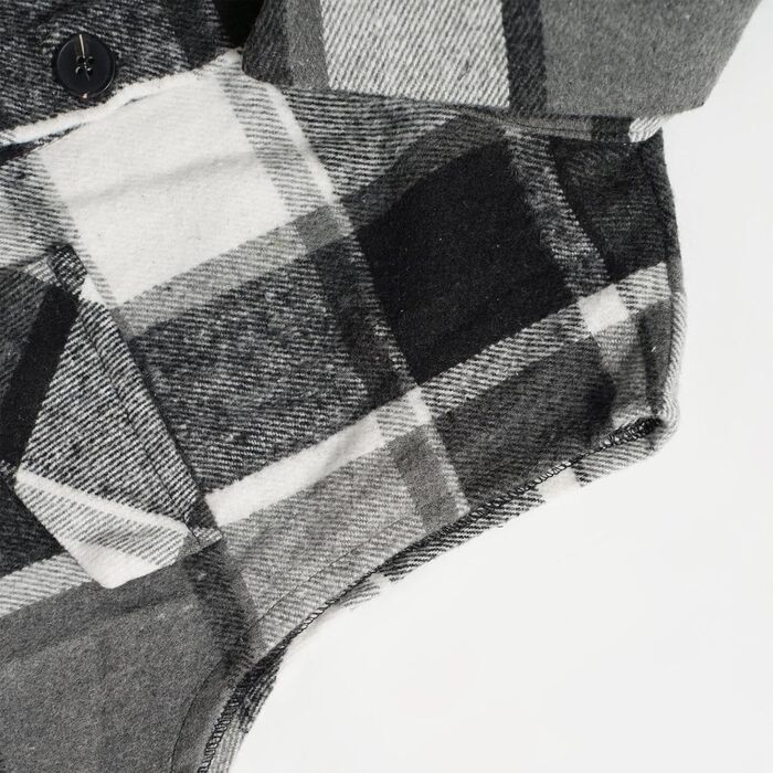 Флісова жилетка для жінок на зиму: тепла, м'яка, універсальна. Ідеальна для осені та зими. Чорний колір, розмір S