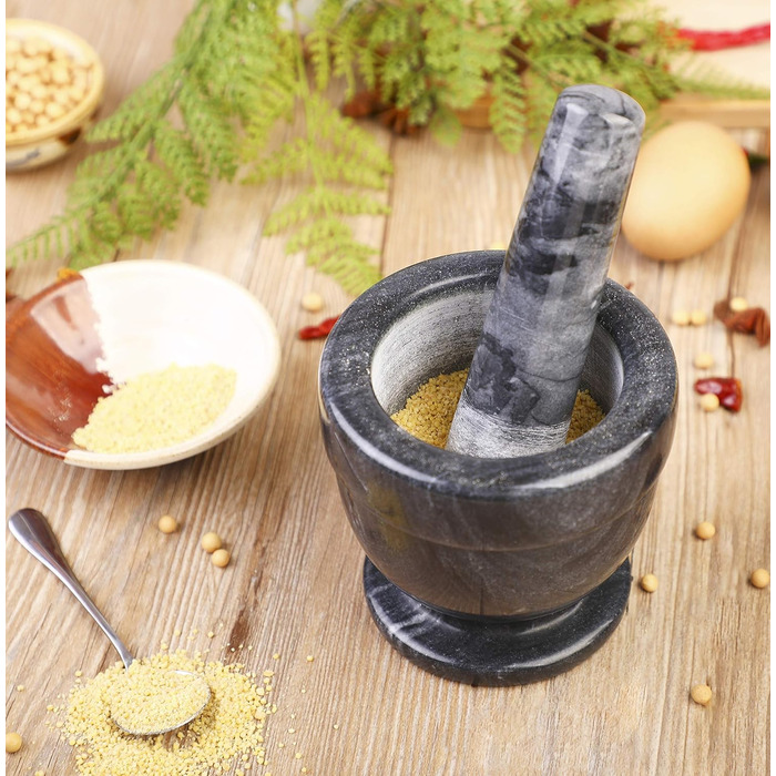 Набір для спецій Mörser und Stößel: мармуровий ступка та товкачок, 11 см, білий, включає силіконовий килимок, щітку, ложку з нержавіючої сталі