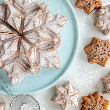 Nordic Ware Baking Pan, Cake Pan, Snowflake, Frozen, Winter Blue, Aluminum, Non-Stick, NW 88242