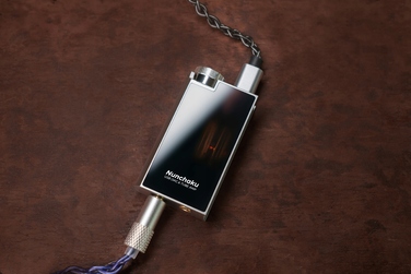 Портативний підсилювач для навушників iBasso Nunchaku