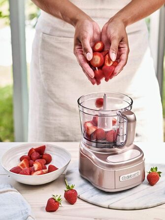 Cuisinart Mini Prep Pro, compact mini food processor, onion chopper, mixer mill, spice mixer, pulse function and drizzle holes, 900 ml capacity, dishwasher safe, easy to use, Rose