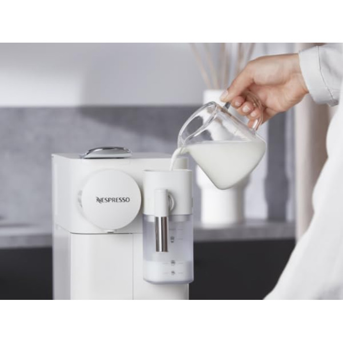 Кавова машина капсульна Nespresso De'Longhi Lattissima One EN510.W з автоматичною системою приготування молока, 3 кнопками вибору напоїв, резервуаром для води 1 л, тиском помпи 19 бар, швидким нагріванням за 25 секунд, автоматичним вимкненням, біла Porcel