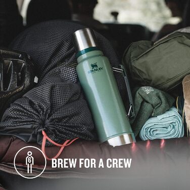 Термос Stanley Classic Legendary, 1900 мл, зелений: нержавіюча сталь, BPA-Free, для гарячих та холодних напоїв