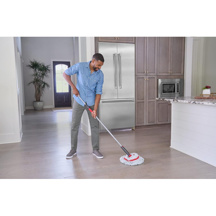 Rubbermaid Microfiber Twist Mop and 2 Refill Sets, Red, Integrated Wringer, Machine Washable and Reusable, Lightweight, Cleans Hard-to-Reach Areas, for