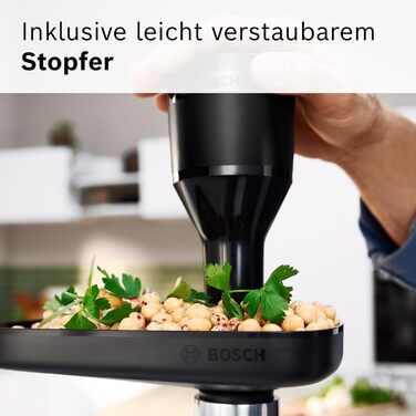 М'ясорубка Bosch MFW68660 срібляста (чорна) 2200 Вт, насадки для ковбас, 4 терки, 3 диски з нержавіючої сталі (3/4.8/8 мм)