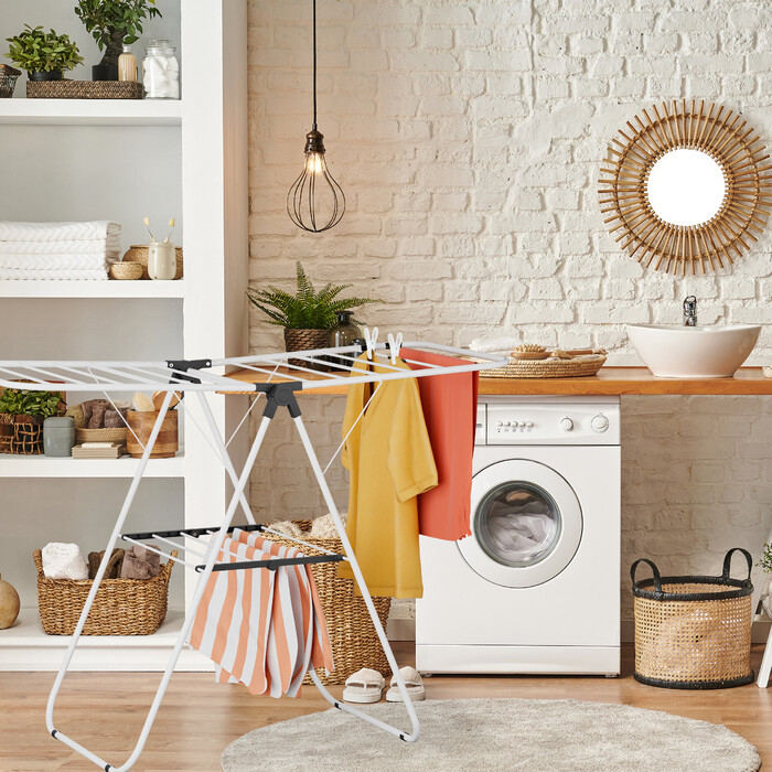 Relaxdays Folding Clothes Rack with Wings