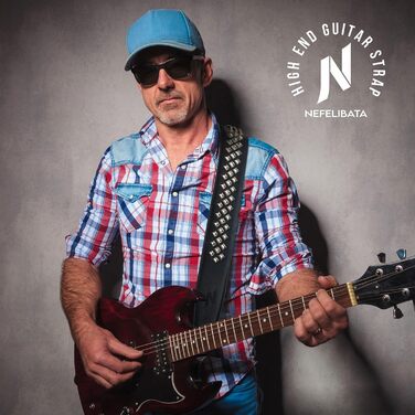 Гітарний ремінь Nefelibata з повном'якої шкіри, з м'якою підкладкою, з срібними заклепками, для електро-, акустичної та бас-гітари (2,5' шириною, карбоновий чорний) (Квадратні діаманти)