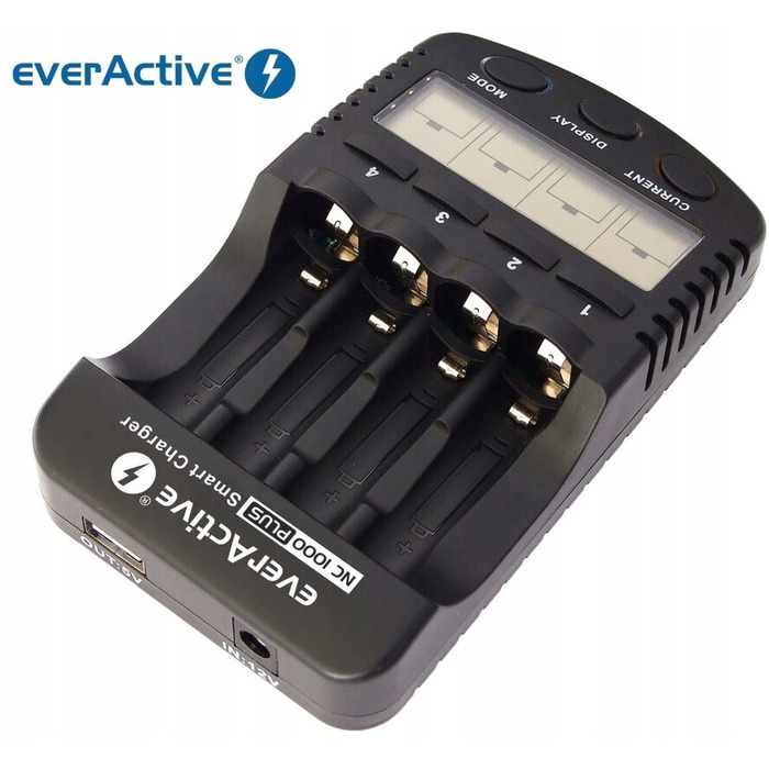 Зарядний пристрій для акумуляторів AAA AA + 4 акумулятори Eneloop 2000mAh