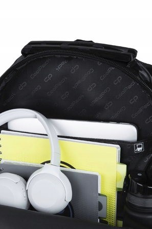 Шкільний багатокамерний рюкзак CoolPack, чорний, 28 л