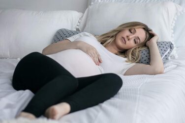 Подушка для вагітних PharMeDoc - комфортна підтримка під час сну