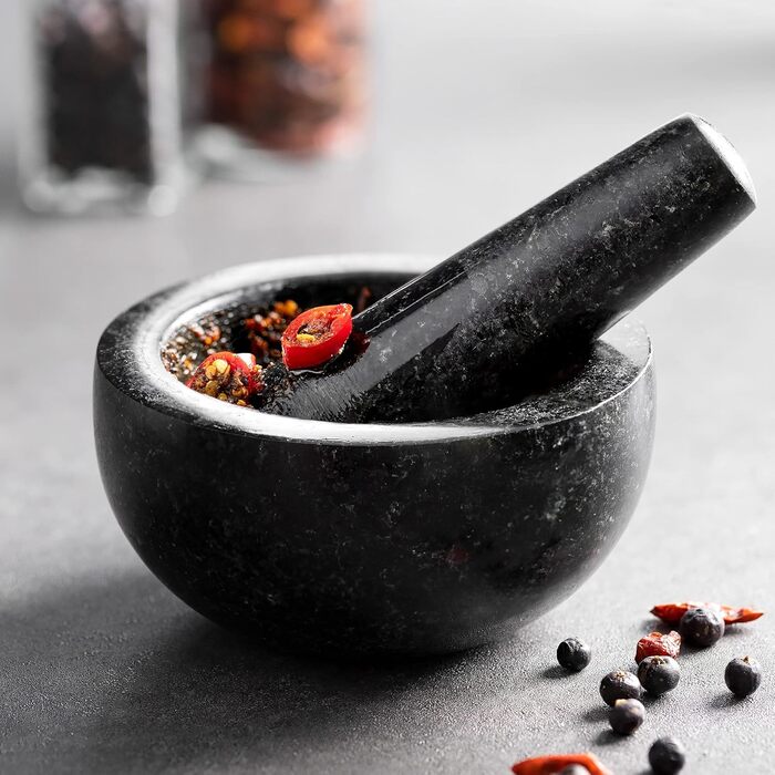 Navaris Granite Mortar and Pestle Set - Large Stone Mortar for Spices, Pesto, Herbs - Includes Pestle with Mallet - Ø 16cm (12 cm)