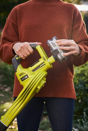 RYOBI 18V ONE+ Cordless Leaf Blower OBL1820S (Air speed 245 km/h, airflow 2.6 m³/min, without battery & charger in box)