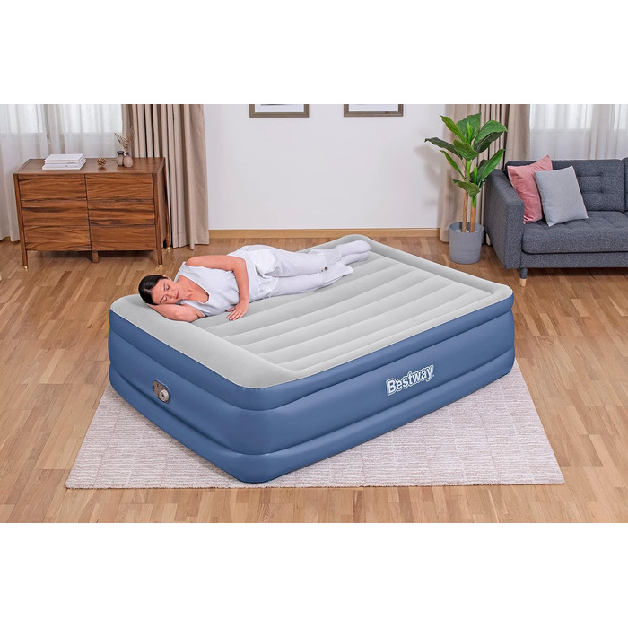 Надувний матрац Bestway Tritech Queen розмір 203x152x56 см з вбудованим насосом