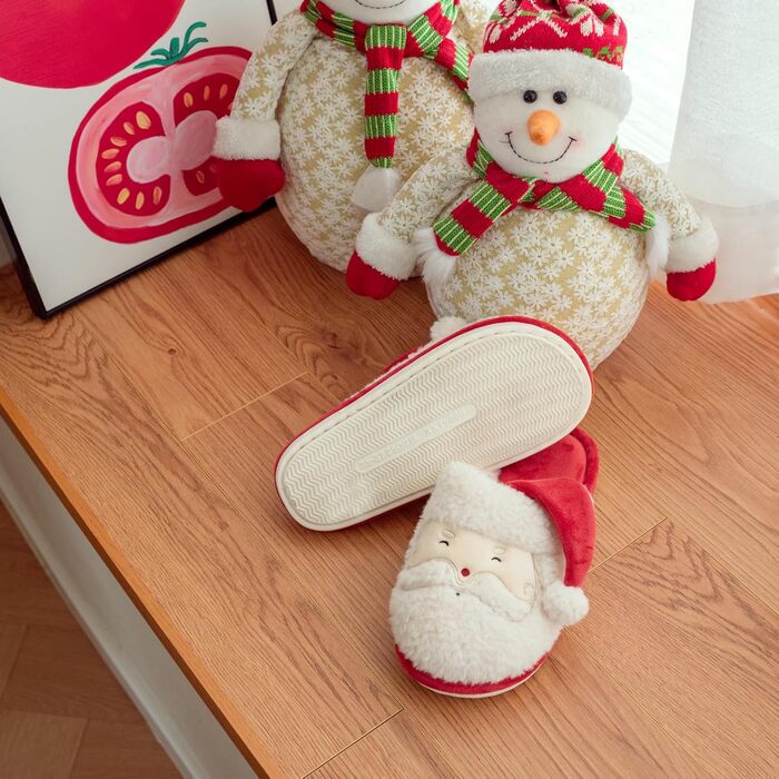 Тапочки зимові жіночі та чоловічі з м'якої плюшевої підкладки та піною з пам'яті, антиковзкі тапочки для дому/на вулицю, зручні сліпони для всієї родини Санта Клаус 40/41 EU