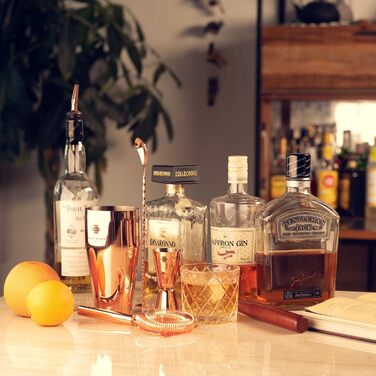 Rusty Barrel Roségold Cocktail Shaker Set - Premium Stainless Steel Bar Set with Shaker, Muddler, Strainer, Jigger, Spout, Spoon, Recipe Book & Gift Box