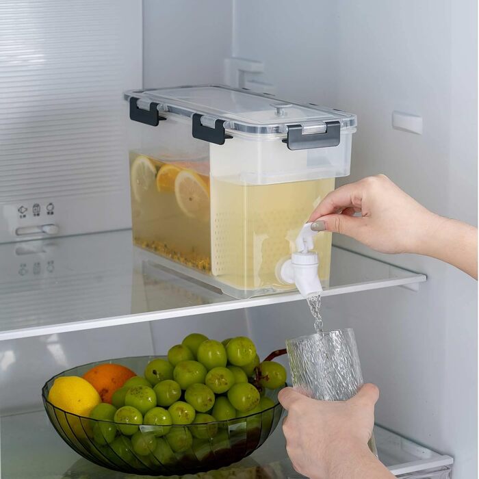 YGHQAP Plastic Drink Dispenser, 3.5L Drink Cooler with Spigot, Iced Juice, Lemonade Dispenser, Perfect for Refrigerator, Fruit Tea Pot