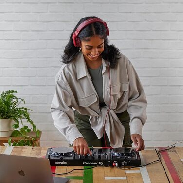 DJ контролер Pioneer DDJ-REV1 для Serato DJ – 2 деки