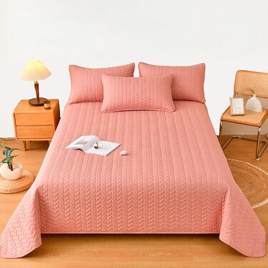 Cozy, warm quilted blanket, 230 x 250 cm, soft, woven throw blanket for bed, couch, and chair, comfortable blanket, perfect for home decor and winter warmth